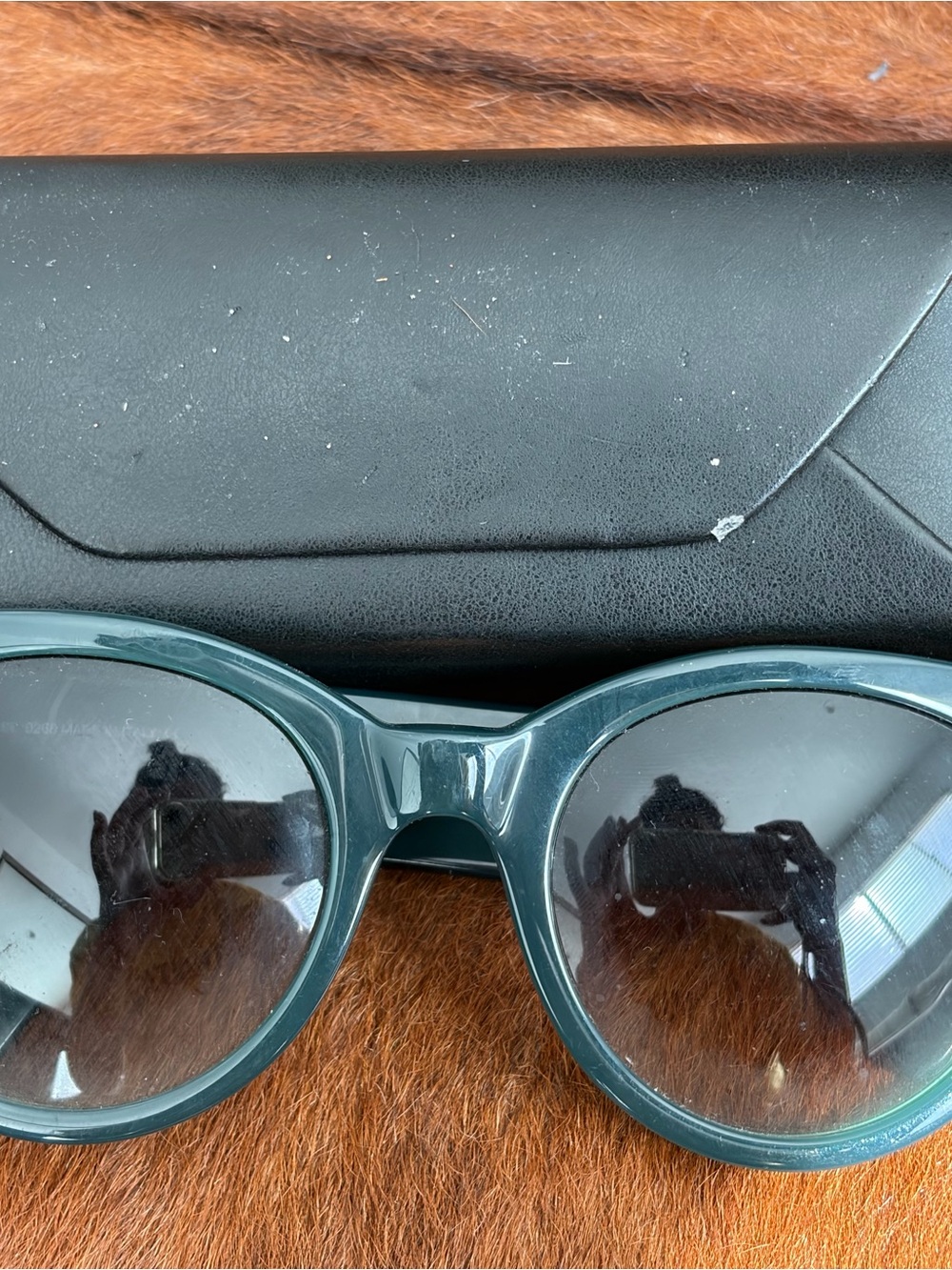 Classic Round Women's Sunglasses in Dark Green